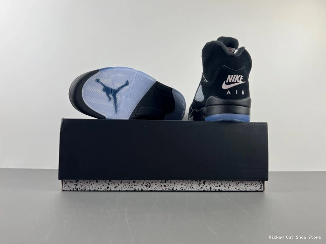 Kick Theory Metallic Black Jordan HF3975-001 5 Reimagined Air 0809